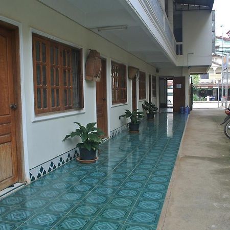 Nice Guesthouse Muang Phônsavan Εξωτερικό φωτογραφία